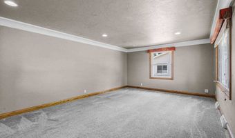2700 N LILLIAN Ct, Appleton, WI 54911