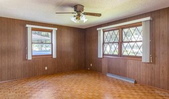 1717 E LINDBERGH St, Appleton, WI 54911