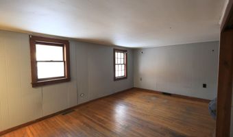 197 Smithfield Rd, Belgrade, ME 04917