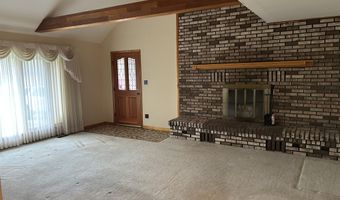 163 Island View Dr, Alpena, MI 49707