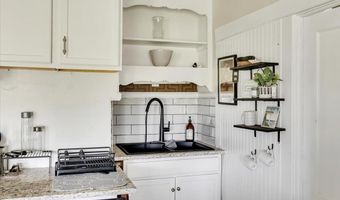 22-24 Kreisel Ter, Amsterdam, NY 12010