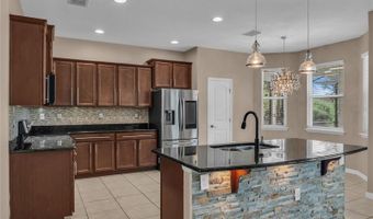 4018 CHANDLER ESTATES Dr, Apopka, FL 32712