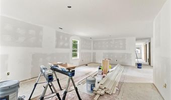 220 North St, Austin, IN 47102