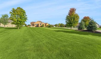5039 W RED BARN Ct, Appleton, WI 54913
