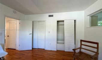 1135 101st St 6, Bay Harbor Islands, FL 33154