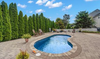 12 TRADEWINDS Ave, Barnegat, NJ 08005