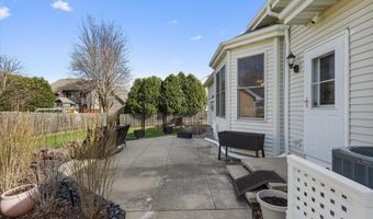 3020 E FALLCREEK Ln, Appleton, WI 54913