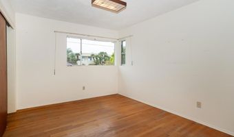 557 Canyon Dr, Solana Beach, CA 92075