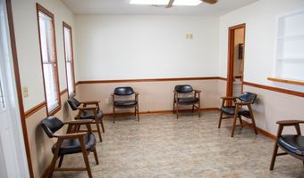 278 S Main St, Baxley, GA 31513