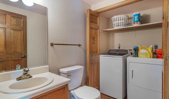 914 S Duesenberg Dr, Auburn, IN 46706