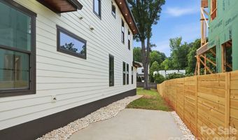 1106 Brookhurst Dr, Charlotte, NC 28205
