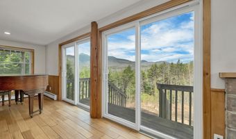 17 Croto Ln, Albany, NH 03818