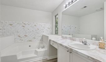 1948 SANDCREEK Dr, Atlanta, GA 30331