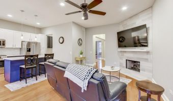 1506 W NORTHWEST Hwy, Arlington Heights, IL 60004