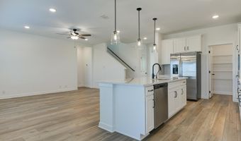 226 Brood Dr, Adkins, TX 78101