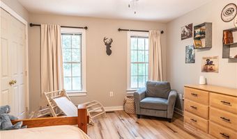 707 Alexander Dr, Aberdeen, NC 28315