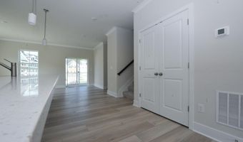 12371 SEA OAKS Ln 1, Berlin, MD 21811