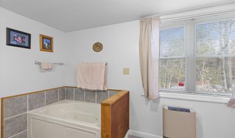 338 Foxes Ridge Rd, Acton, ME 04001