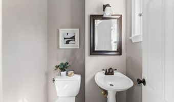 911 S LEE St, Alexandria, VA 22314