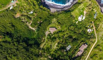 1004 N Honokala Rd B, Haiku, HI 96708