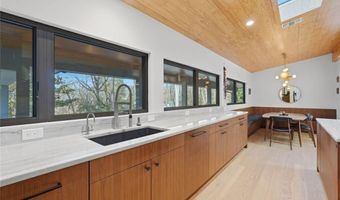 1807 Lenox Rd NE, Atlanta, GA 30306