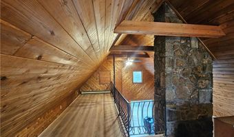 130 S Niantic Dr, Charlestown, RI 02813