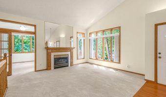 2602 Rivers Bluff Ln, Anoka, MN 55303
