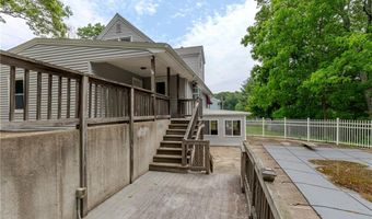 80 Westwood Rd, North Smithfield, RI 02896