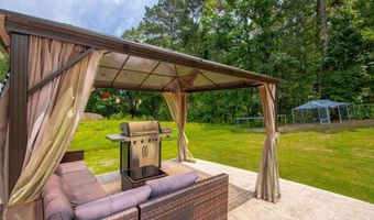 1939 Auburn Hills Dr, Benton, AR 72015