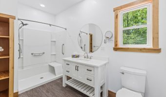 6559 Poston Rd, Athens, OH 45701