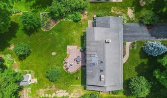 5310 Dorsett Dr, Madison, WI 53711