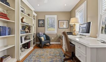 38 Pierce Ave, Jamestown, RI 02835