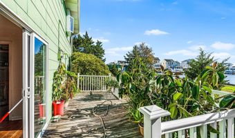 148 E Raritan Dr, Little Egg Harbor, NJ 08087