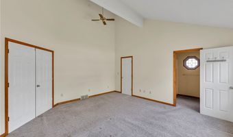 1245 Dodge Rd, Amherst, NY 14068