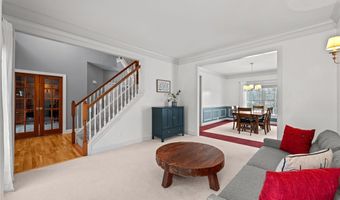 635 Prestige Woods Blvd, Aurora, OH 44202