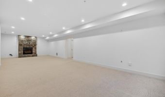 8905 HEMPSTEAD Ave, Bethesda, MD 20817