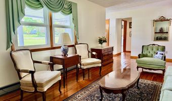3317 HWY 52, Beattyville, KY 41311