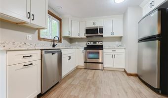 274 Courthouse Ln, Burrillville, RI 02859