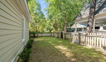 7 Holbrook Dr, Beaufort, SC 29902
