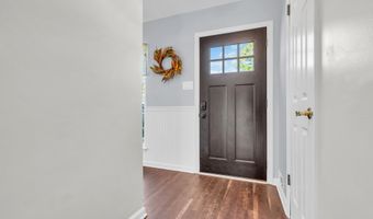 89 Ravenwood Blvd, Barnegat, NJ 08005