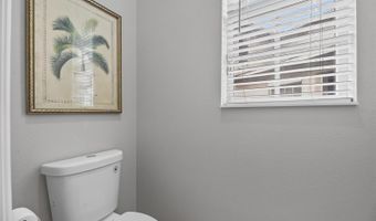435 MANNS HARBOR Dr, Apollo Beach, FL 33572