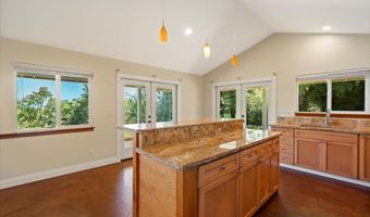 57 Awalau Rd B, Haiku, HI 96708