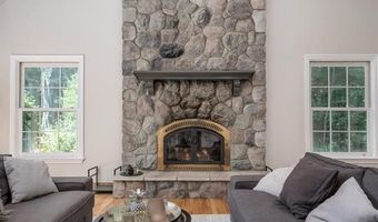 2175 Curtis Rd, Addison, MI 48367