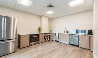 920 N OSCEOLA Ave 403, Clearwater, FL 33755