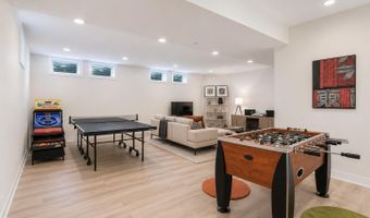5601 VERNON Pl, Bethesda, MD 20817