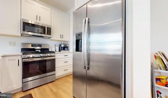 300 Delaware Ave, Absecon, NJ 08201