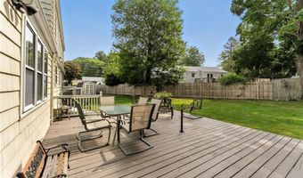 10 Mark Dr, Cranston, RI 02920