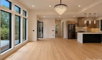 407 Melnick Ter, Asheville, NC 28803