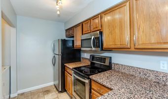 626 Smithfield Rd 1105, North Providence, RI 02904