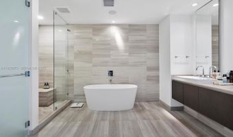 3250 NE 188th St 608, Aventura, FL 33180